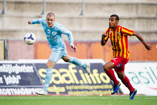 Degerfors Andreas Holmberg jagas av Syrianskas Gerlem