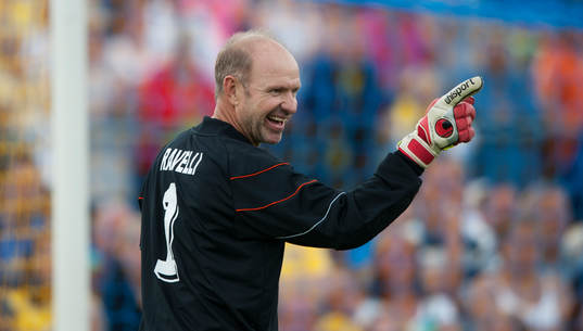 Thomas Ravelli i jubileumsmatchen VM-laget 1994 i Grevie 29
