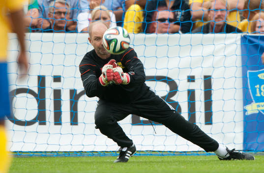 Thomas Ravelli i jubileumsmatchen VM-laget 1994 i Grevie 29