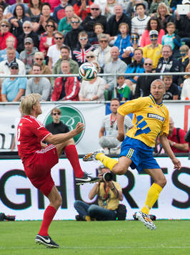 Henrik Larsson och Johan Mjällby i jubileumsmatchen