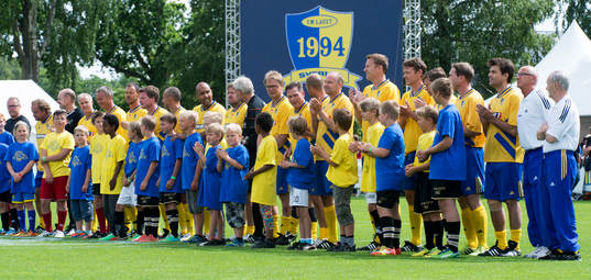 VM-hjältarna line up  i jubileumsmatchen VM-laget 1994 i