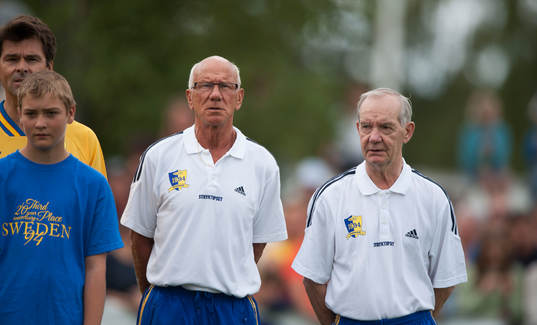 Tommy Svensson och Tord Grip i jubileumsmatchen VM-laget