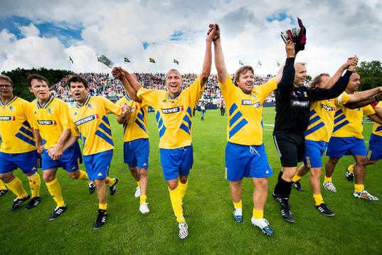 Bläddra bland fler bilder av Fotboll, Jubileumsmatchen, VM-laget 1994 - Motståndarlaget