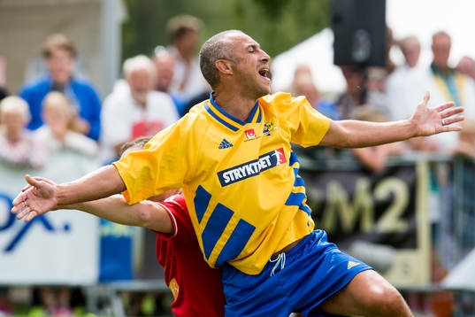 VM-laget 1994s Henrik Larsson vill ha en frispark