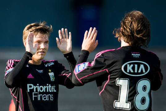 IFK Göteborgs Karl Bohm jublar