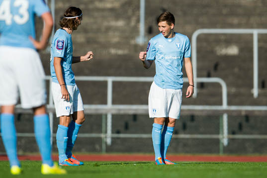 Malmö FFs Pawel Cibicki (tv) och Petar Petrovic (th)