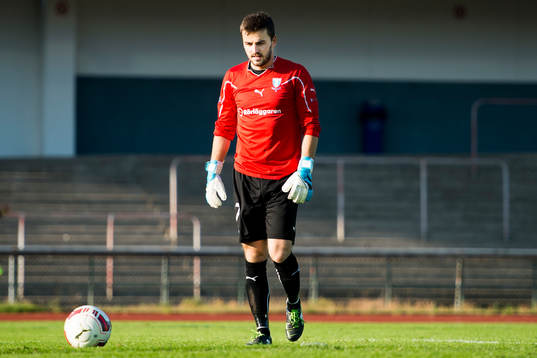 Malmö FFs målvakt Zlatan Azinovic deppar