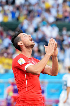 Schweiz Blerim Dzemaili deppar