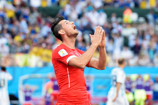 Schweiz Blerim Dzemaili deppar