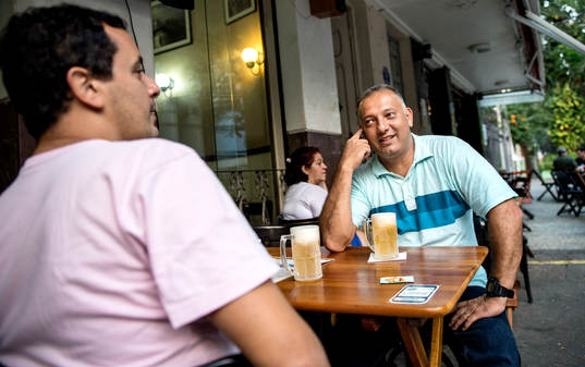 Reportage om Julio Cecars uppväxt i stadsdelen Grajaú