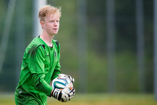 Dalarnas målvakt Emil Groth