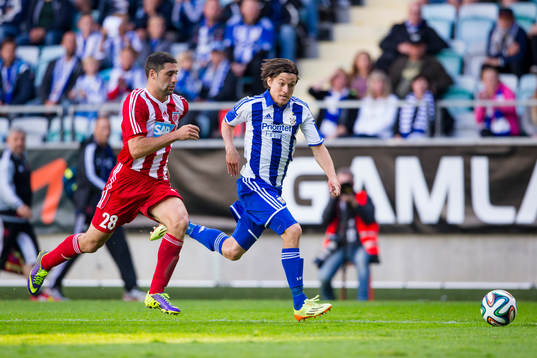 IFK Göteborgs Lasse Vibe i löpduell mot CS Fola Eschs