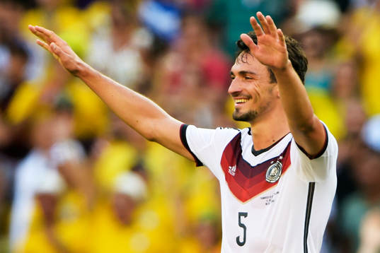 Tysklands Mats Hummels jublar