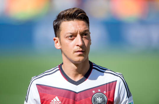 Tysklands Mesut Özil