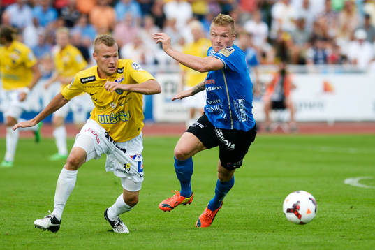 Falkenbergs Rasmus Sjöstedt och Halmstads Gudjón