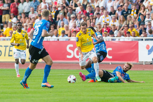 Falkenbergs Anton Wede på språng