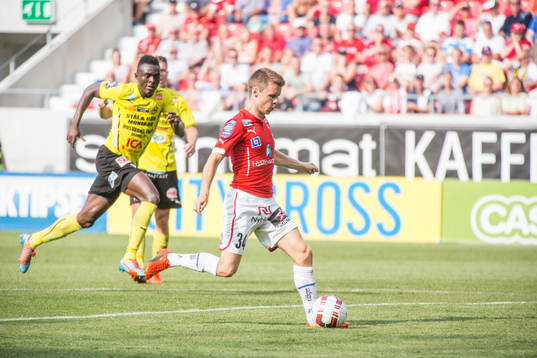 Kalmars Måns Söderqvist gör 2-1