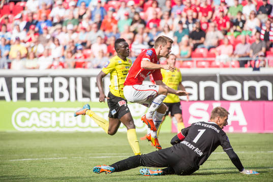 Mjällbys målvakt Mattias Asper när Kalmars Måns