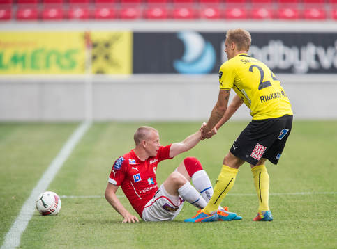 Kalmars Tobias Eriksson och Mjällbys