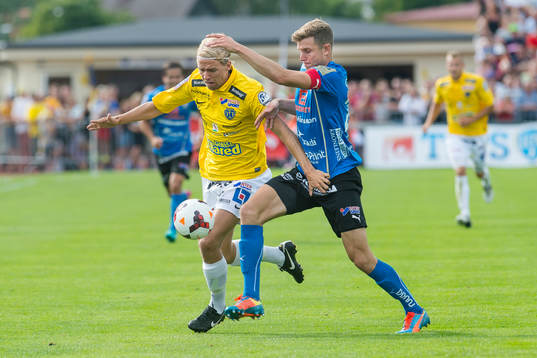 Falkenbergs Carl-Oscar Andersson och Halmstads Richard