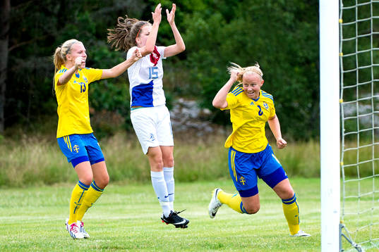 Sveriges Ebba Wieder jublar