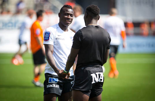 Norrköpings Alhaji Kamara och Örebros Alhassan Kamara