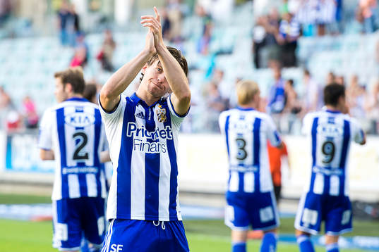 IFK Göteborgs Lasse Vibe tackar publiken