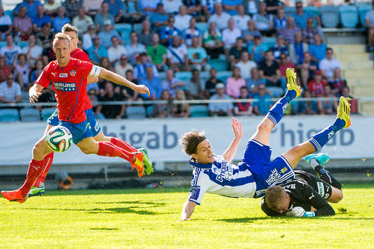 IFK Göteborgs Lasse Vibe åker på en åktur av