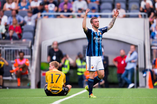 Djurgårdens Aleksander Faltsetas reagerar