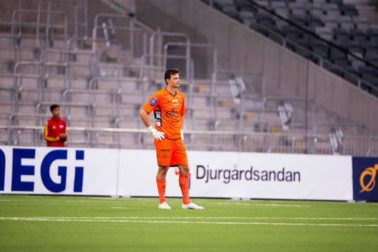 Elfsborgs målvakt Kevin Stuhr-Ellegaard deppar