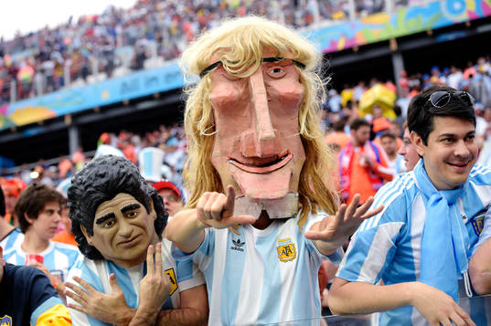 Argentinas supportrar innan semifinalen mellan Argentina
