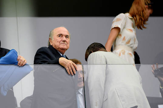 FIFAS president Sepp Blatter på läktaren