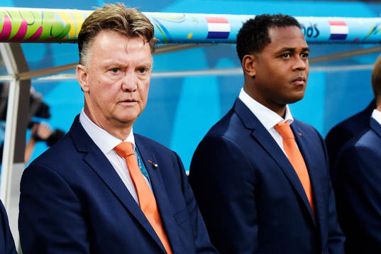 Hollands förbundskapten Louis van Gaal och assisterande