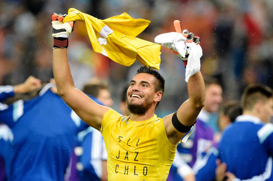 Argentinas målvakt Sergio Romero jublar