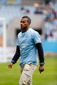 Isaac Kiese Thelin från Malmö presenterades som senaste