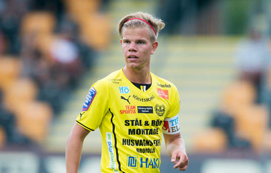 Mjällbys Rikard Östlin i