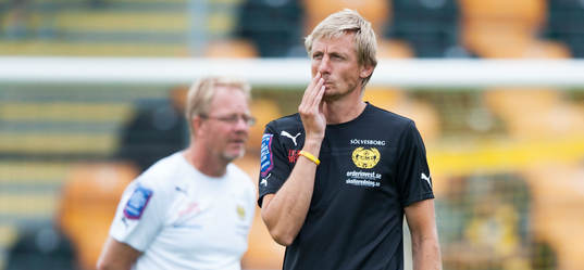 Mjällbys tränare Patrik Rosengren och Lasse Jacobsson i