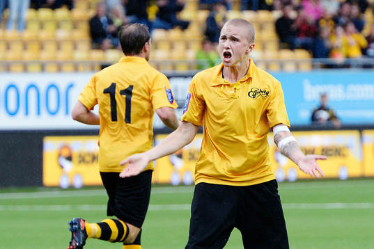 Elfsborgs Sebastian Holmén jublar