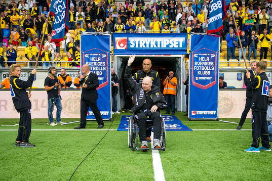 Elfsborgs tränare Jan Mian kör ut Elfsborgs manager Klas