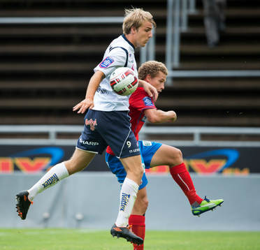 Gefles Johan Oremo och Helsingborgs Christoffer Andersson i