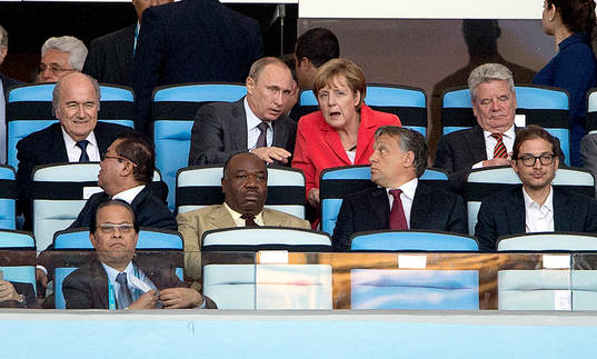 Rysslands president Vladimir Putin samtalar med Tysklands