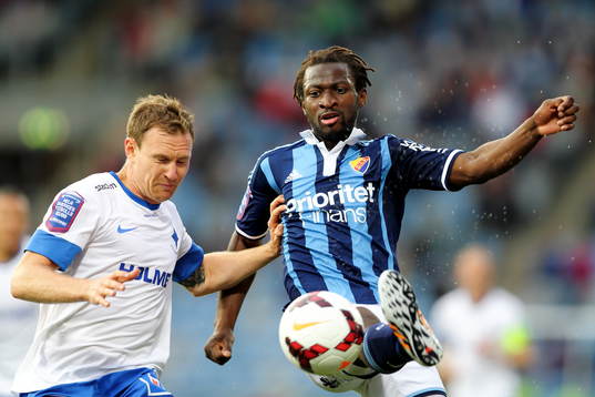 Djurgårdens Amadou Jawo och Norrköpings Marcus Falk