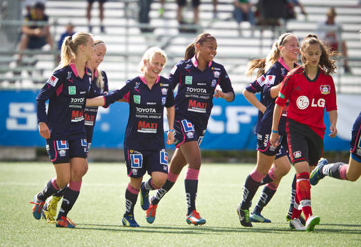 Match i Gothia Cup mellan Bayer Leverkusen och Linköping
