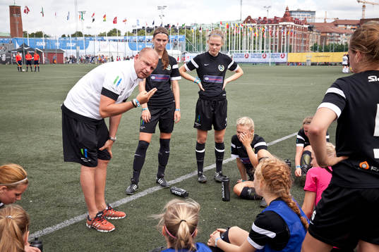 Match i Gothia Cup mellan Bele Barkarby och Örebro SK