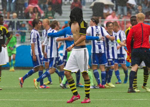 Match i Gothia Cup mellan IFK Göteborg och AIK