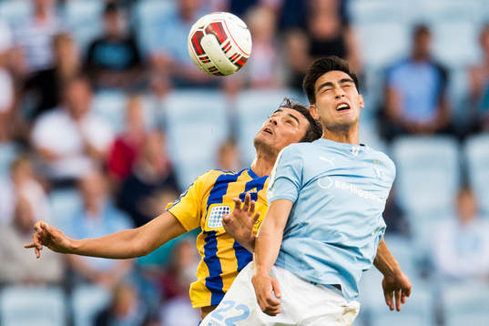 Malmö FFs Amin Nazari i nickduell med Ventspils Girts
