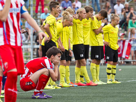 Match i Gothia Cup mellan Mjällby och Röda Stjärnan