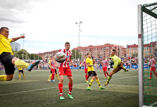 Match i Gothia Cup mellan Mjällby och Röda Stjärnan