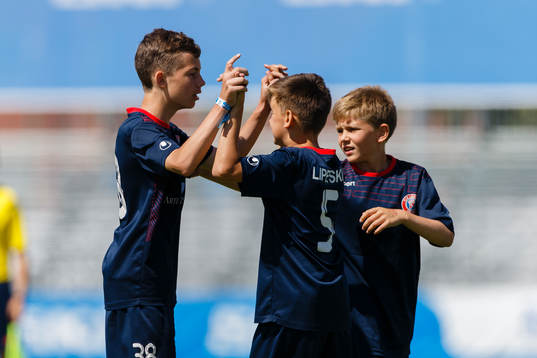 Final i B11, TJK Legion Tallinn jublar