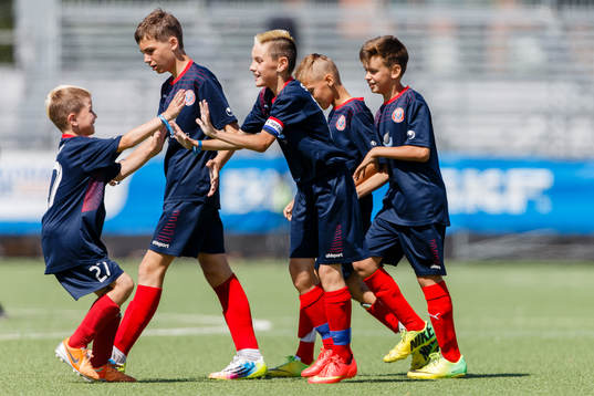 Final i B11, TJK Legion Tallinn jublar